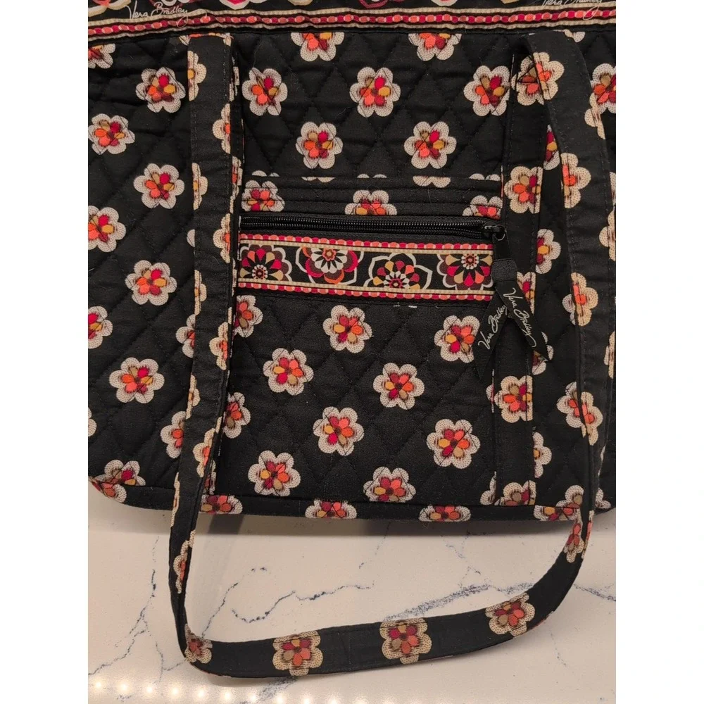 Vera Bradley Large Black Pirouette Shoulder Bag  Zip Top‎ Plaid Interior